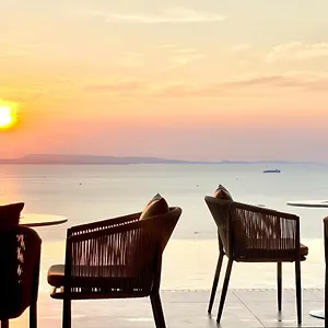 Air & - - 5mn To Boat Pier Apartment